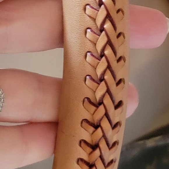 ❌❌ SOLD ❌❌ Louis Vuitton Artsy in Monogram - Picture 13 of 16